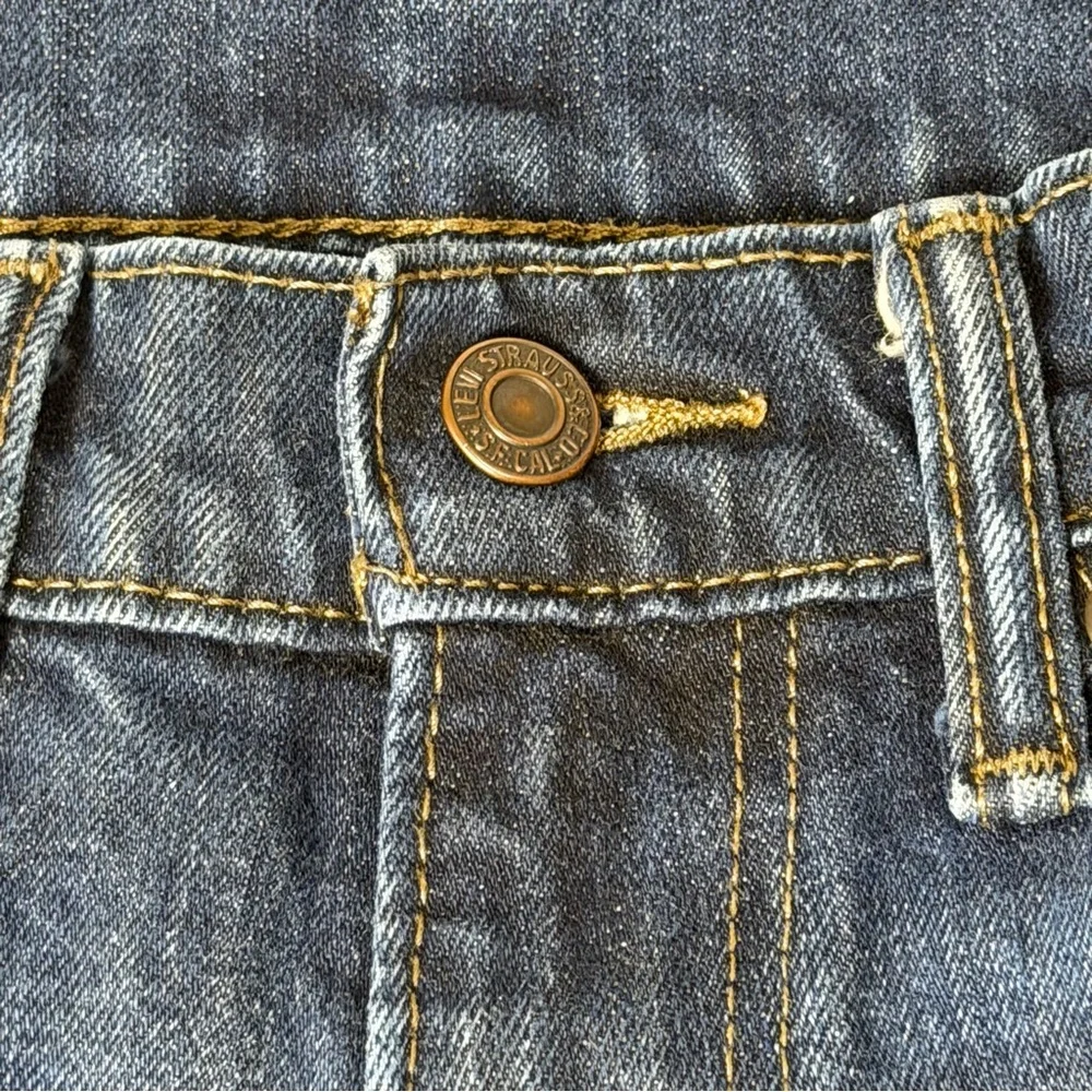 Levi’s 511 Slim Fit Jeans 28x34 Medium Wash - Picture 3 of 9